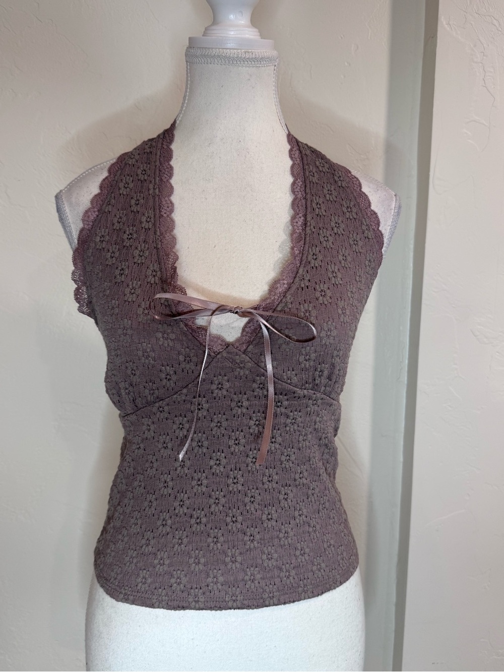 Women’s Lace Trim Halter Camisole - Dusty Mauve